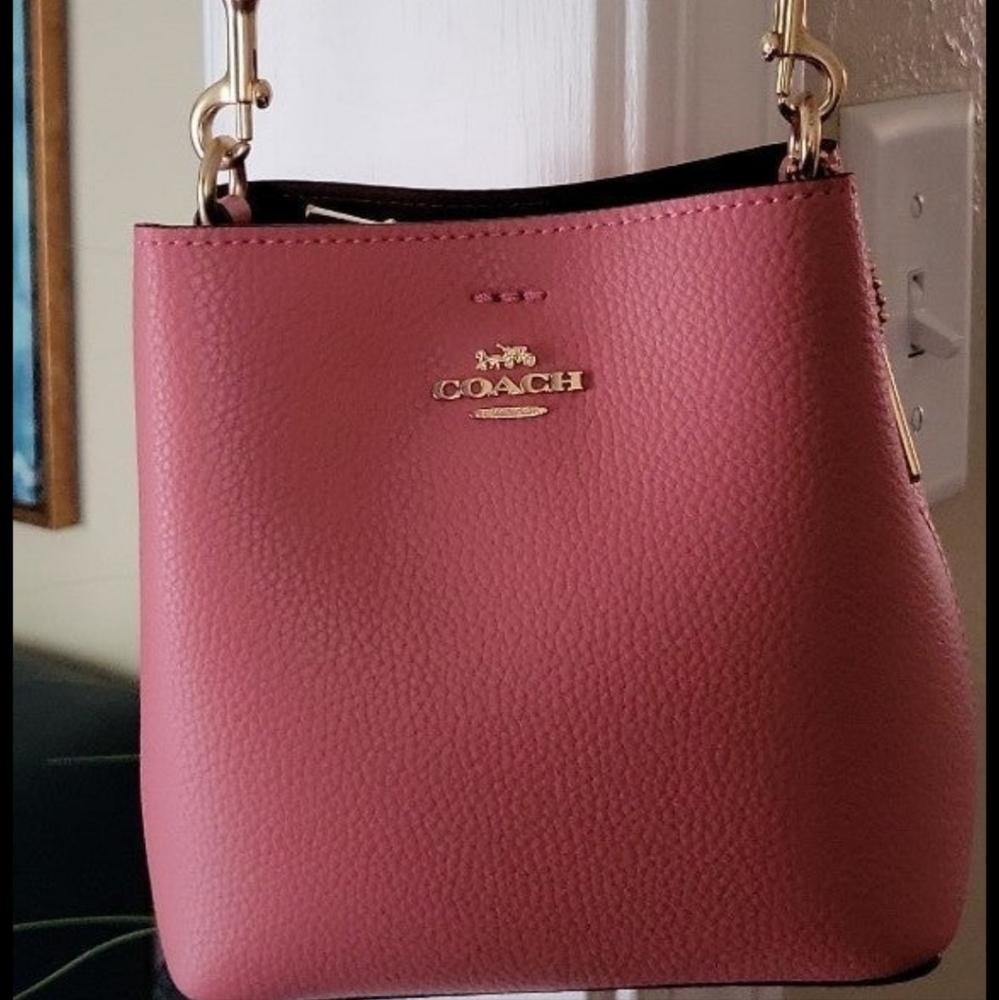 Coach Mini Bucket Bag W / Adjustable shoulder strap